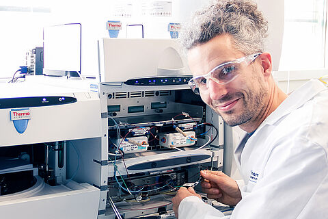Quality control with ion chromatography