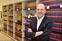 Dr. Raphael Vogler